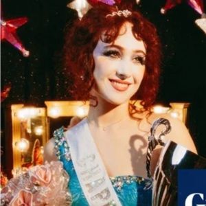 Meet your Posher, Iris